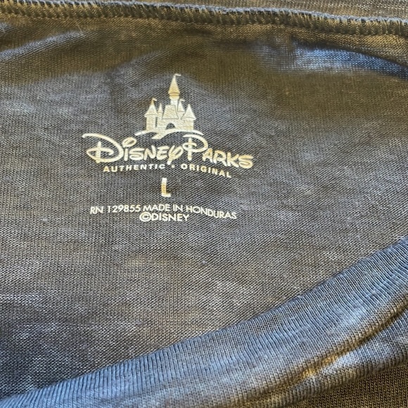Disney shirt - Picture 3 of 10